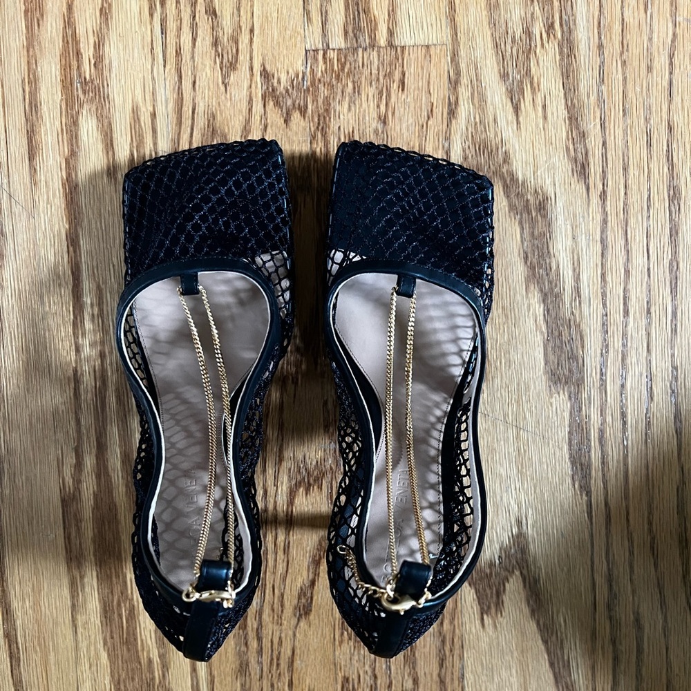 Bottega Veneta Black Mesh Stretch Pumps in 39.5 - Picture 3 of 16